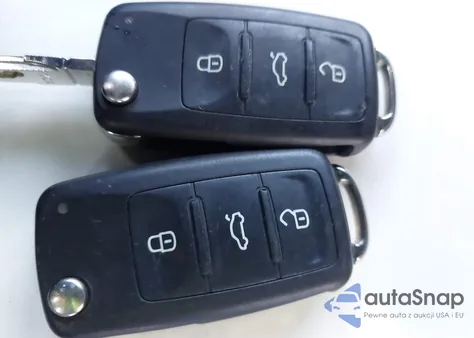 2014 Volkswagen Beetle 1.8T from USA, damaged, VIN 3VW517AT3EM823155